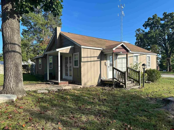 223 S Church St, Mountain Home, AR 72653