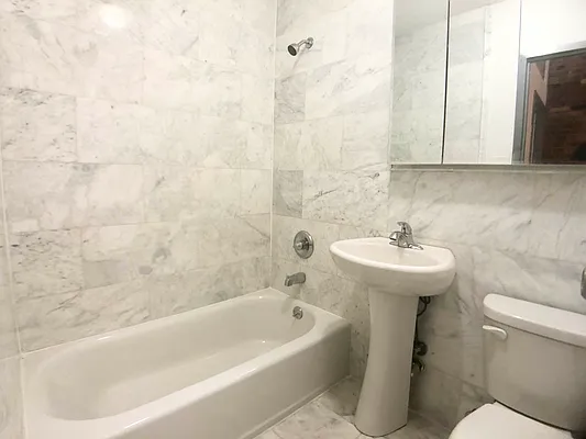 Rented by MOTION New York | media 14