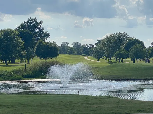 1109 Hope Ln #9A, Carthage, MO 64836