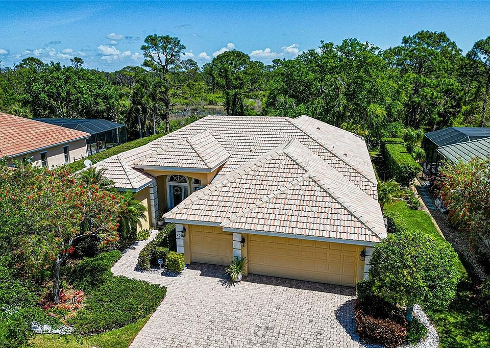 1st image of 956 Scherer Way