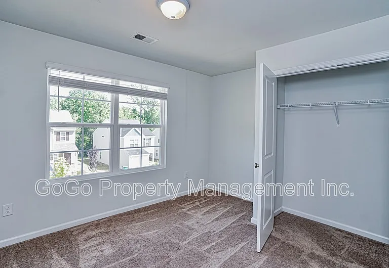 649 Millsgate Cir — Photo 11
