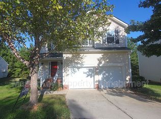 132 Fairford Dr, Holly Springs, NC 27540