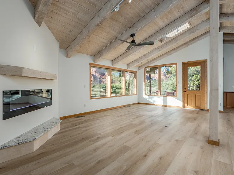 1050 Lee Mountain Rd — Photo 6