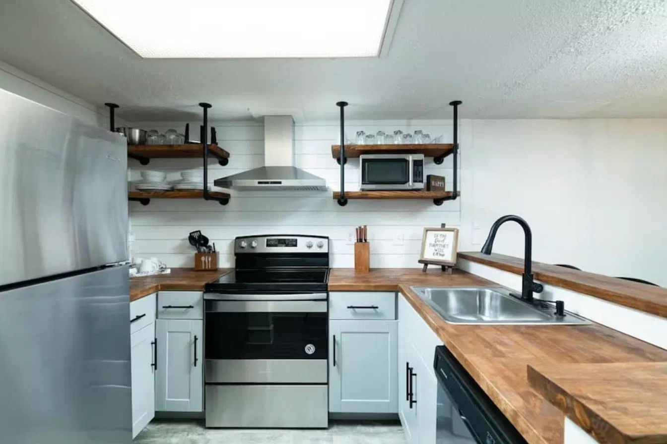 2 bed, 1064 sqft, $2,500 — Photo 4