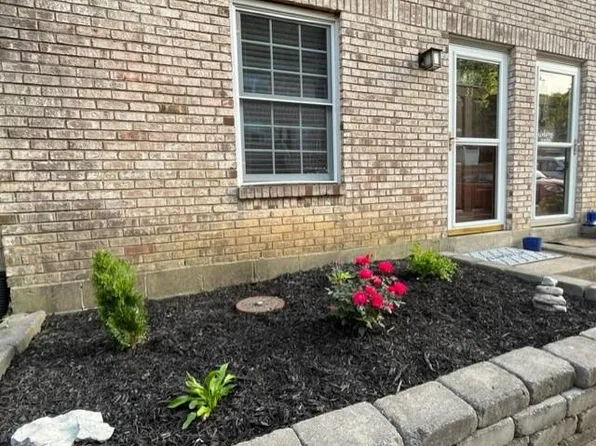 33 N East St, Bellbrook, OH 45305