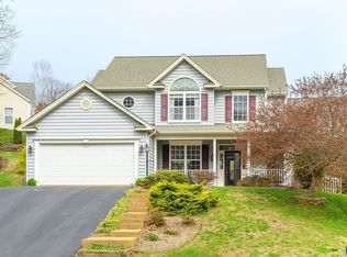 1156 Foxvale Ln, Charlottesville, VA 22902