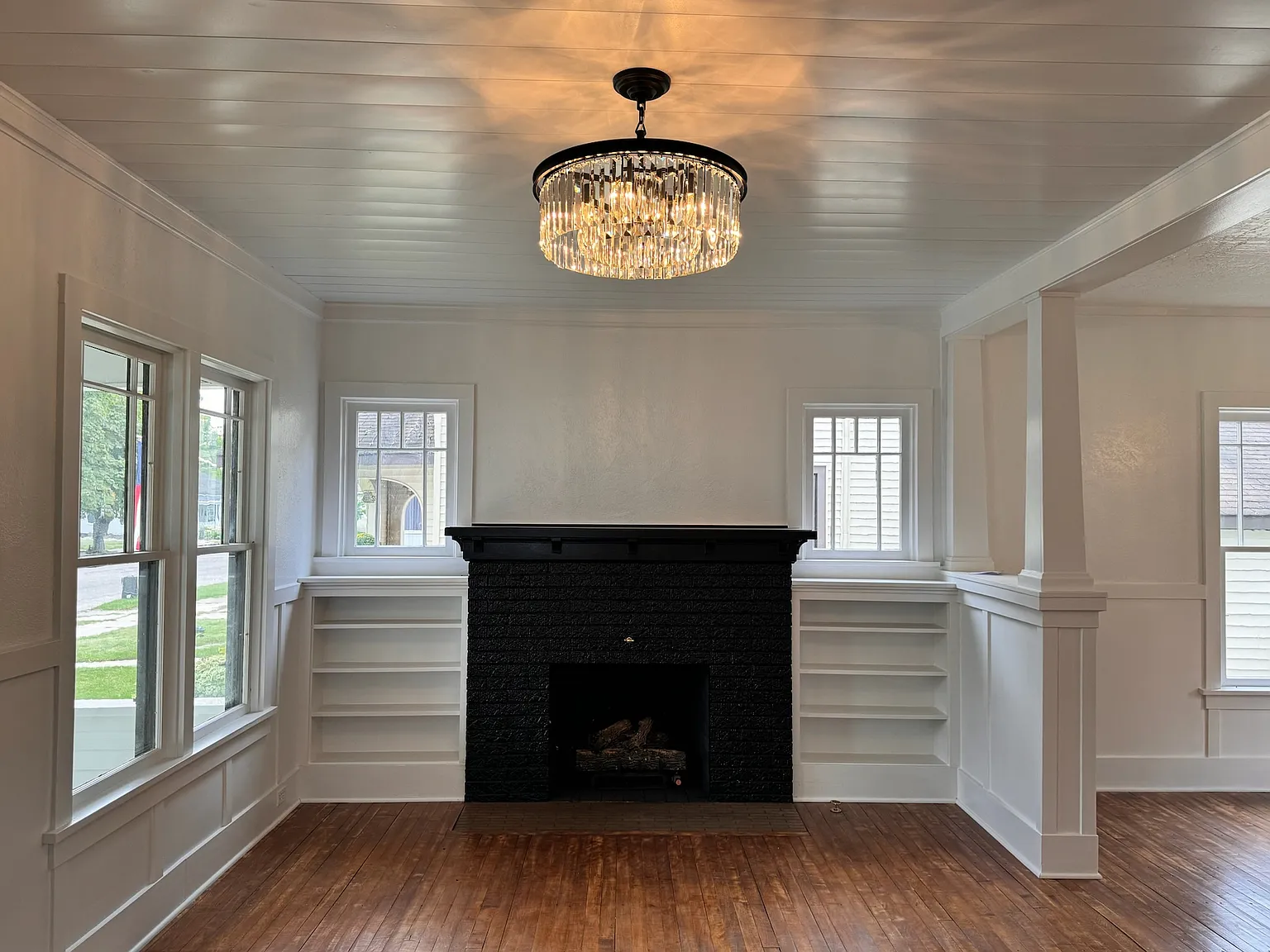 212 S Benton St — Photo 4