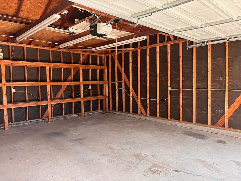 14 Grant St — Photo 25