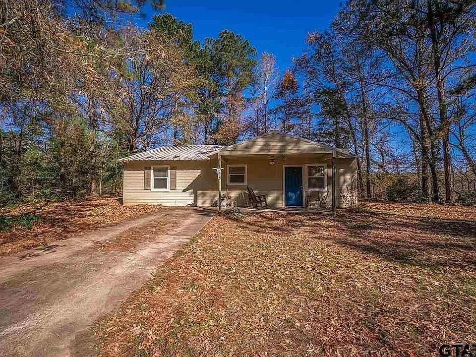 258 Private Road 7422