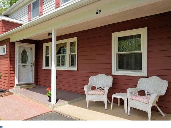 2nd image of 69 John Glenn Dr