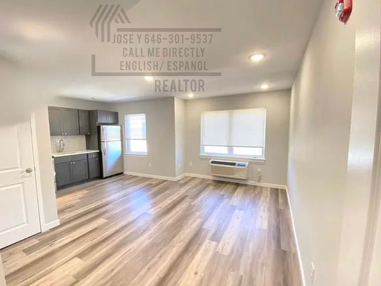 192 Governor St #98 — Photo 2