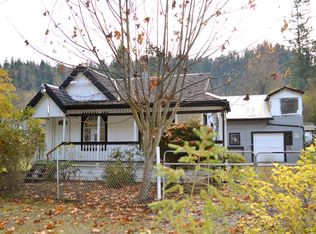 31015 SE Lake Walker Rd, Enumclaw, WA 98022