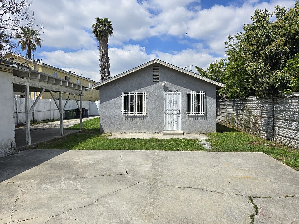 1st image of 9620 Kalmia St