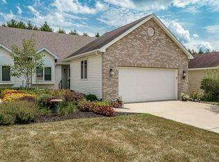 137 Parkview Dr, Oregon, IL 61061