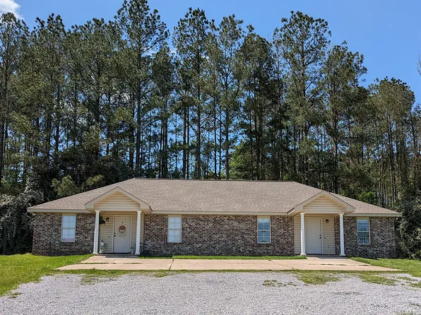 27 A Broome Rd APT 2, Sumrall, MS 39482