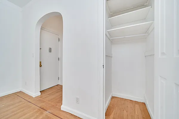 Rented by Living New York | media 15