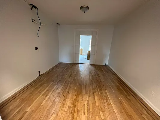 Rented by Delmark Realty LLC | media 5