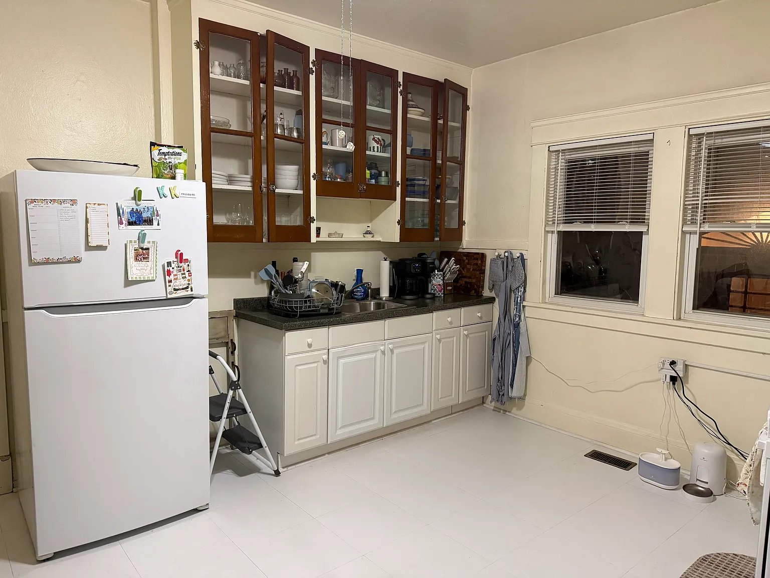 2 bed, 900 sqft, $1,282 — Photo 2
