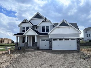 779 Spancil Hill Rdg, Woodbury, MN 55129