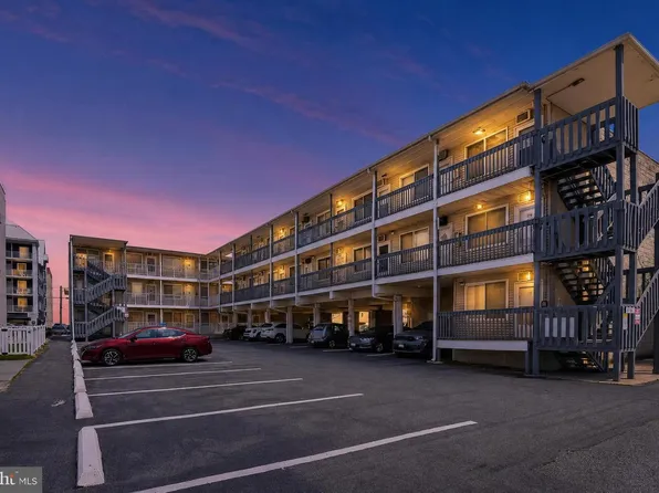 12 122nd St Unit 3A, Ocean City, MD 21842
