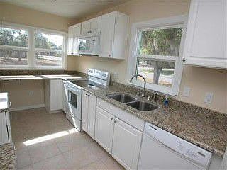5th image of 607 S Glenwood Ave
