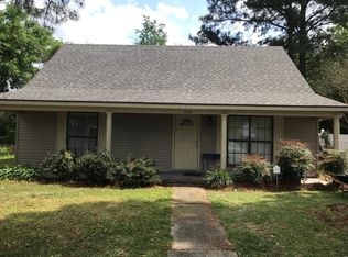 504 Plaza Village Dr, Lafayette, LA 70506
