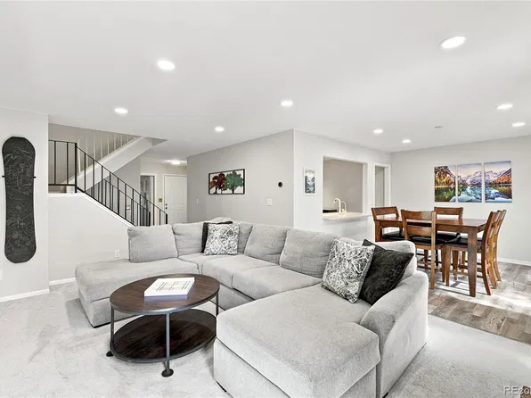 7925 W Layton Avenue #302, Littleton, CO 80123