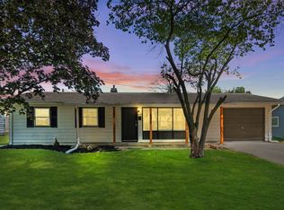 6420 Bittersweet Dr, Fort Wayne, IN