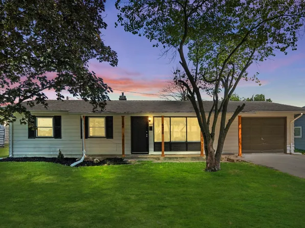 6420 Bittersweet Dr, Fort Wayne, IN 46825