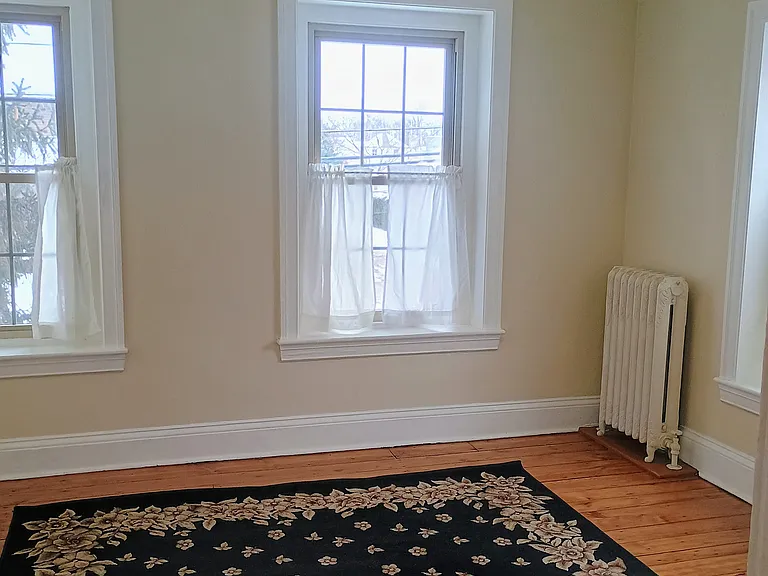 814 W Market St #2 — Photo 13