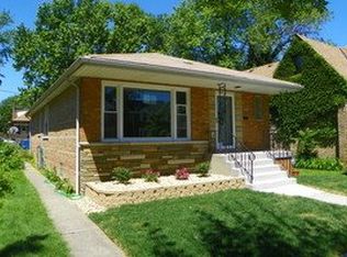 9524 S Seeley Ave, Chicago, IL 60643