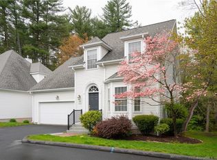 18 Brettonwood Dr UNIT 18, Simsbury, CT 06070