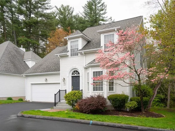 18 Brettonwood Drive #18, Simsbury, CT 06070