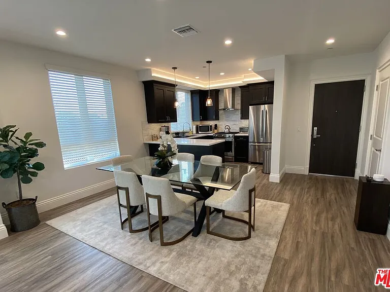 8700 Chalmers Dr #Penthouse 401 — Photo 7