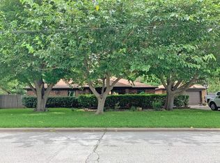 2218 Avenue C, Grand Prairie, TX 75051