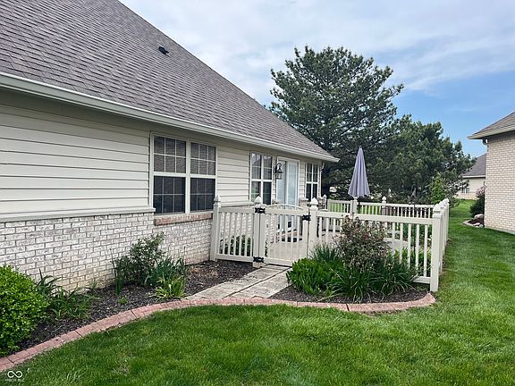 2nd image of 1604 Stonewall Dr
