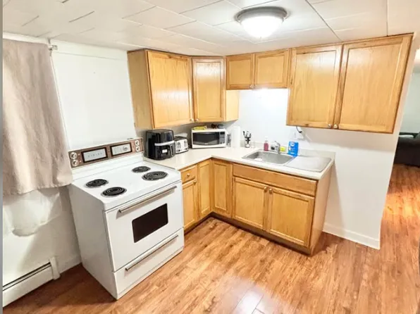 102 Embleton Ave #F, Fredericton, NB E3A 1G2