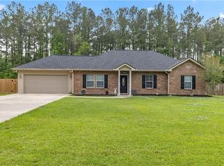 20458 Sisters Rd, Hammond, LA 70403