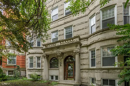 4542 N Sheridan Rd #2 Photo 1