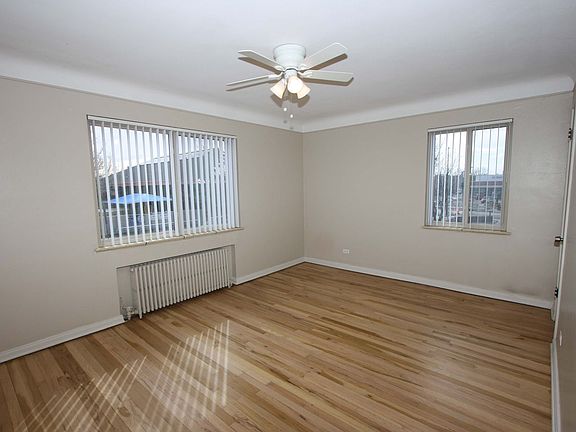 3rd image of 1531 Leyden St #201