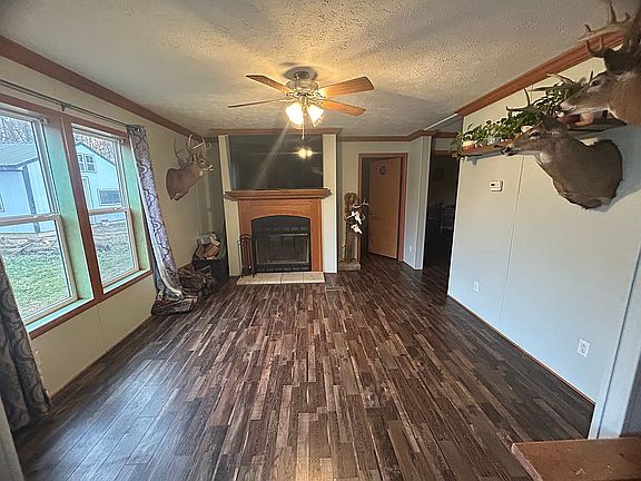 2nd image of 5628 Charles Ln