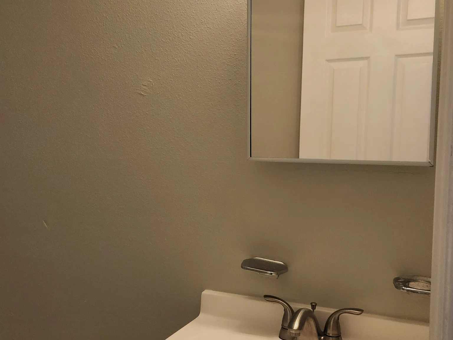Garland Studio Apartments - 17 — Photo 3
