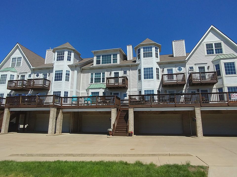 1st image of 1215 W 69th St #7