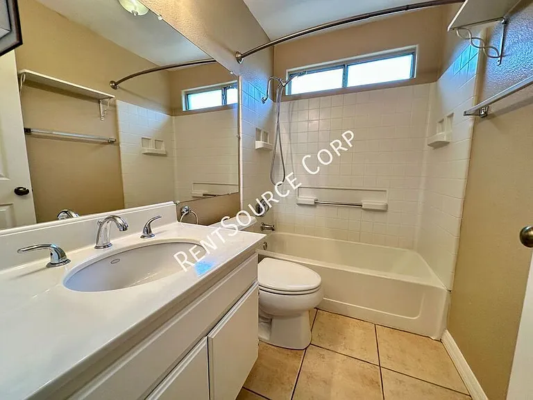 25823 Dickens Ct — Photo 13