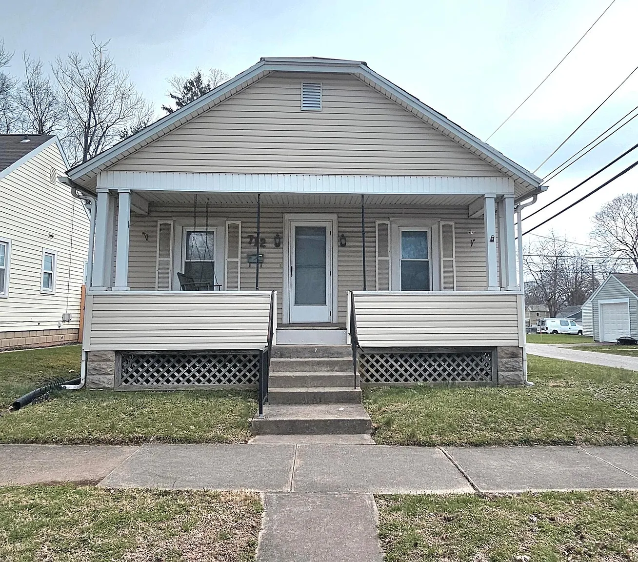 712 N Mount Pleasant Ave photo 1