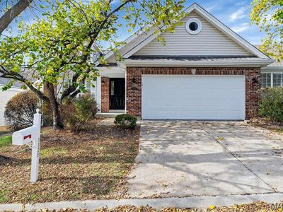 1325 Golden Point Dr, Saint Louis, MO, 63146