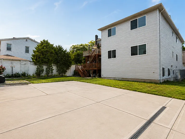68 Arthur Ave #2 — Photo 16