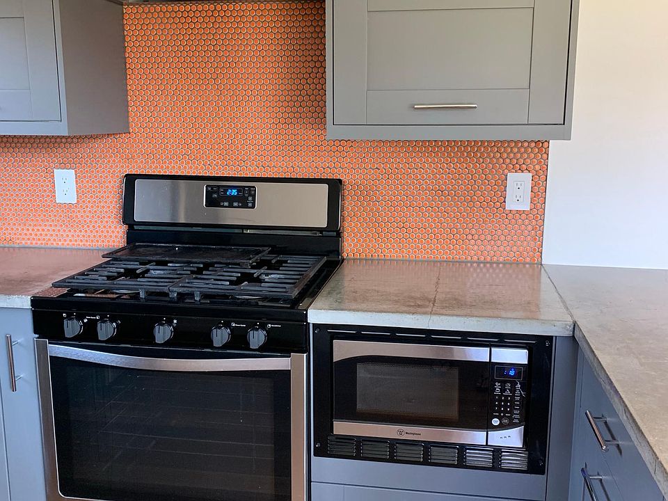 gas range and built in microwave