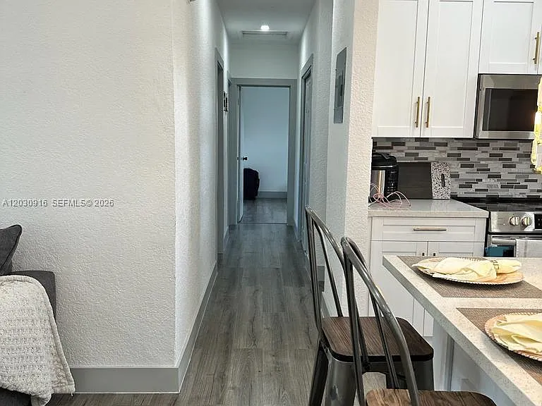 1029 SW 1st Ave — Photo 7