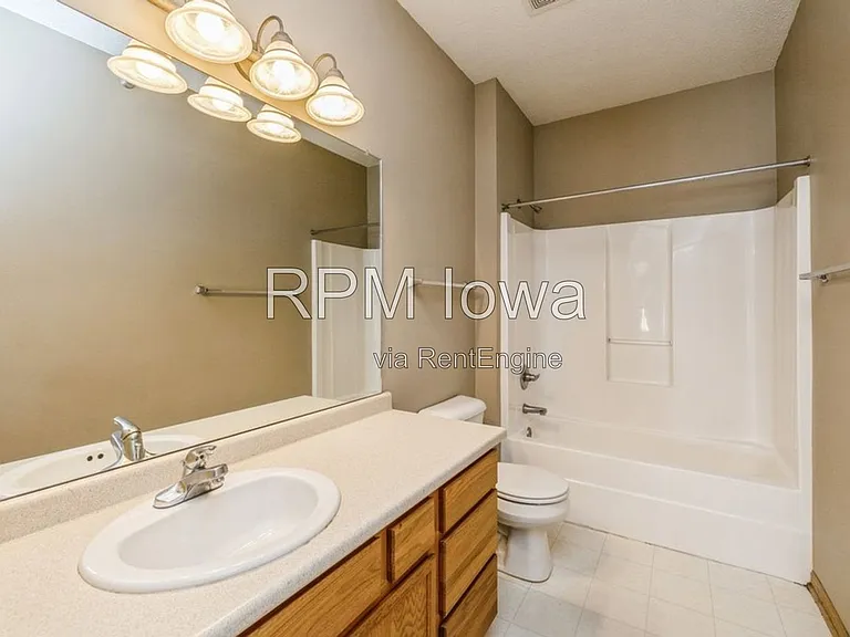 1320 SE Florence Dr #16 — Photo 11